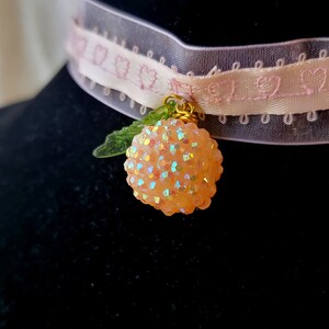 Peach Choker