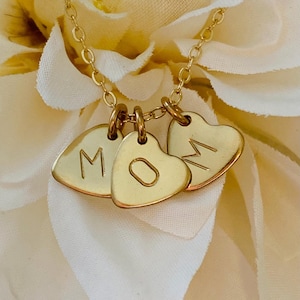 Collier maman en or-collier pour maman-collier coeur-Collier maman en argent-collier à breloques-collier minimaliste-cadeau pour maman-bijoux délicats
