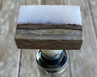 Wood Wine Stopper: Rustic Bottle Stopper, Country Decor