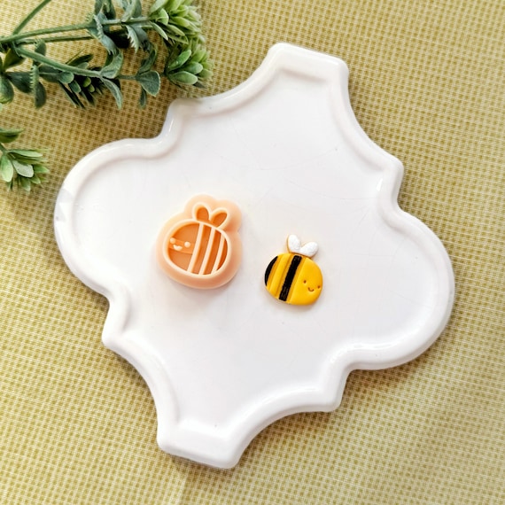 Happy Honeybee Polymer Clay Cutter, Spring Jewelry Mold