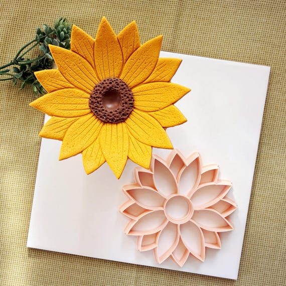 Sunflower Trinket Dish Cutter for Polymer Clay - Floral Ring Dish Cutter