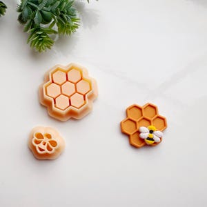 Bee & Honeycomb Clay Cutter Set, Honey Bee Polymer Clay Cutter, Spring Nature Jewelry Tool