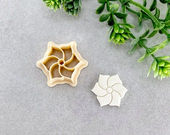 Cortador de arcilla de primavera con forma de flor de 6 pétalos retorcidos, cortador de arcilla polimérica con relieve en forma de flores, cortador de galletas y fondant, cortador para arcilla polimérica