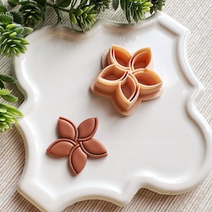 Twisting Plumeria Flower Clay Cutter – Embossing Floral Cutter for Polymer Clay Earrings