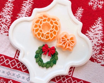Christmas Wreath with Bow Clay Cutter Set – 1.25" and 0.75" Polymer Clay Tools for Holiday Earrings