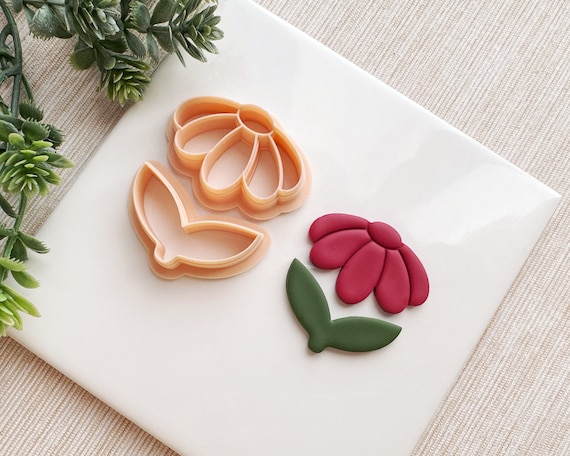 Daisy & Stem Spring Clay Cutter Set of 2, Embossing Polymer Clay Cutter, Detailed Embossing Floral Cutter for Clay