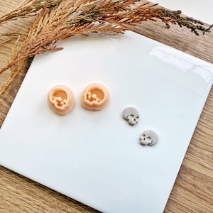 Side View Skull Clay Cutter – Halloween Earring Cutter – 4 Sizes with Optional Mirror – Spooky Jewelry Tool