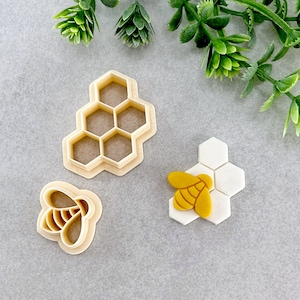 Bee and Honeycomb Spring Clay Cutter Set, Embossing Polymer Clay Cutter, Cookie & Fondant Cutter, Clay Cutter Set of 2