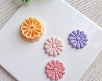 Daisy Spring Clay Cutter, Floral Shaped Full Daisy Embossing Polymer Clay Cutter, Cookie & Fondant Cutter, Cutter for Polymer Clay