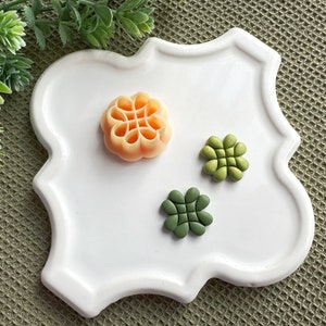 emporte-pièce en argile trèfle à 4 feuilles orné, emporte-pièce en argile pour la Saint-Patrick trèfle, emporte-pièce en argile polymère pour boucles d'oreilles mignonnes