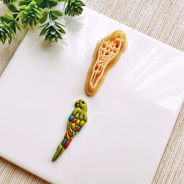 Embossing Parrot Summer Clay Cutter, Tropical Bird Summer Polymer Clay Cutter, Embossing Parrot Cutter