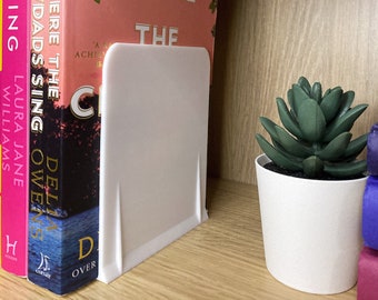 Discreet, minimalist 3D Printed Bookends