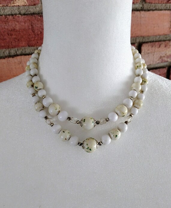 Vintage Choker Necklace Faux White Pearls Speckled