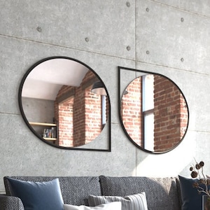 Modern-style mirror in steel frame