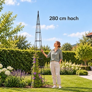 Może przedstawiać: Wysoki ogrodowy obelisk z czarnego metalu ze szpiczastym zwieńczeniem. Konstrukcja posiada stożkową ramę z poziomymi pierścieniami i pionowymi prętami. W prawym górnym rogu widoczny jest napis 280 cm hoch.