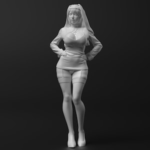 Sexy Nun Soldier Resin Figure Kit Adult Model Scale 1-35 Miniature Unpainted Self-assembled