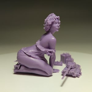 Sexy Santa Helper Resin Model Fantasy Unpainted Self-assembled Figure Scale 1/24