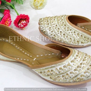 Jutti for Women Indian Juttis for Women's Punjabi Juti for Wedding Mojari Handmade Shoes