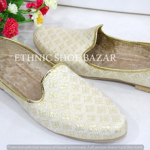 Mens Ethnic Designer Punjabi Jutti For Men Cream Gold Shoes Wedding Khussa Traditional Handmade Loafers image 1