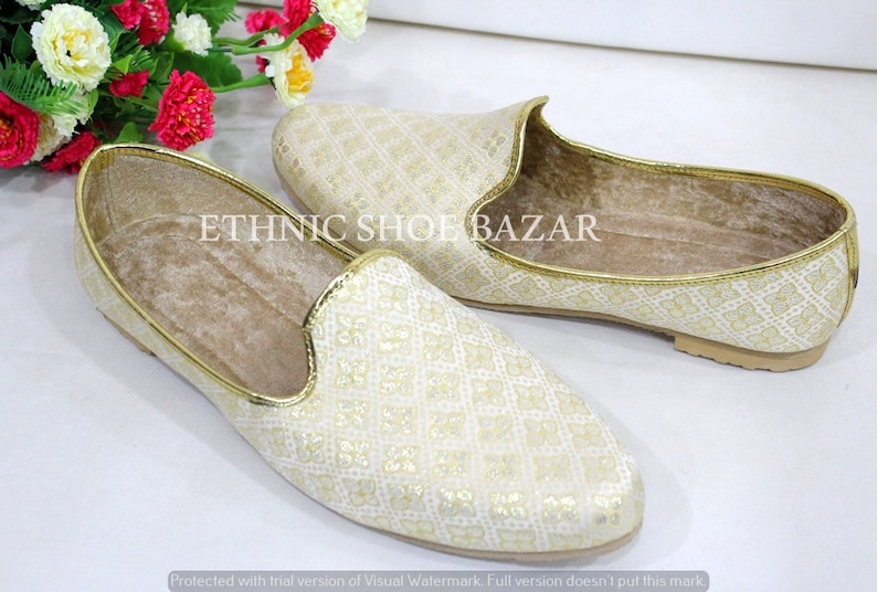 Mens Ethnic Designer Punjabi Jutti For Men Cream Gold Shoes Wedding Khussa Traditional Handmade Loafers image 1