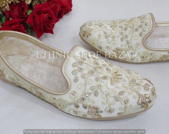 Cream Gold Punjabi Jutti for Men Wedding Loafer Shoes Comfort Sherwani Shoes Indian Flat Jutti