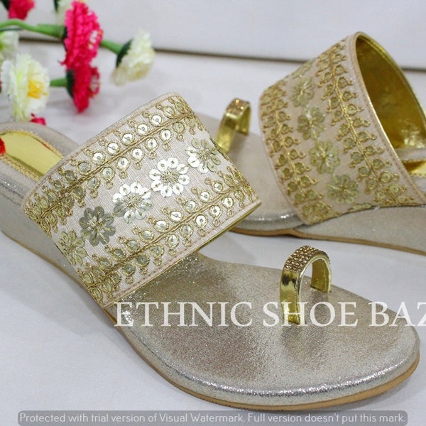 Bohemia Toe Ring Flip Flops Ethnic sandles for women Beaded sandals women Low Wedge party shoes bridal slipon