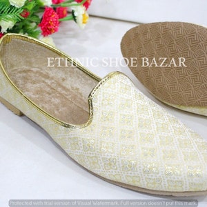 Mens Ethnic Designer Punjabi Jutti For Men Cream Gold Shoes Wedding Khussa Traditional Handmade Loafers image 4