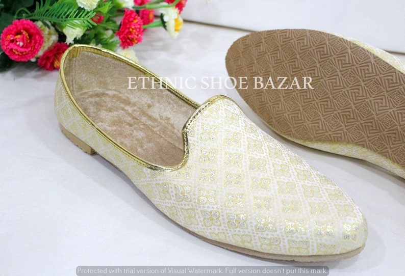 Mens Ethnic Designer Punjabi Jutti For Men Cream Gold Shoes Wedding Khussa Traditional Handmade Loafers image 4