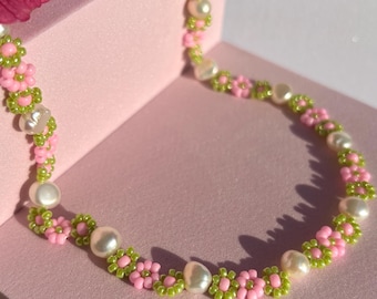 Delicate necklace with freshwater pearls | handmade with pearl flowers | pink and green