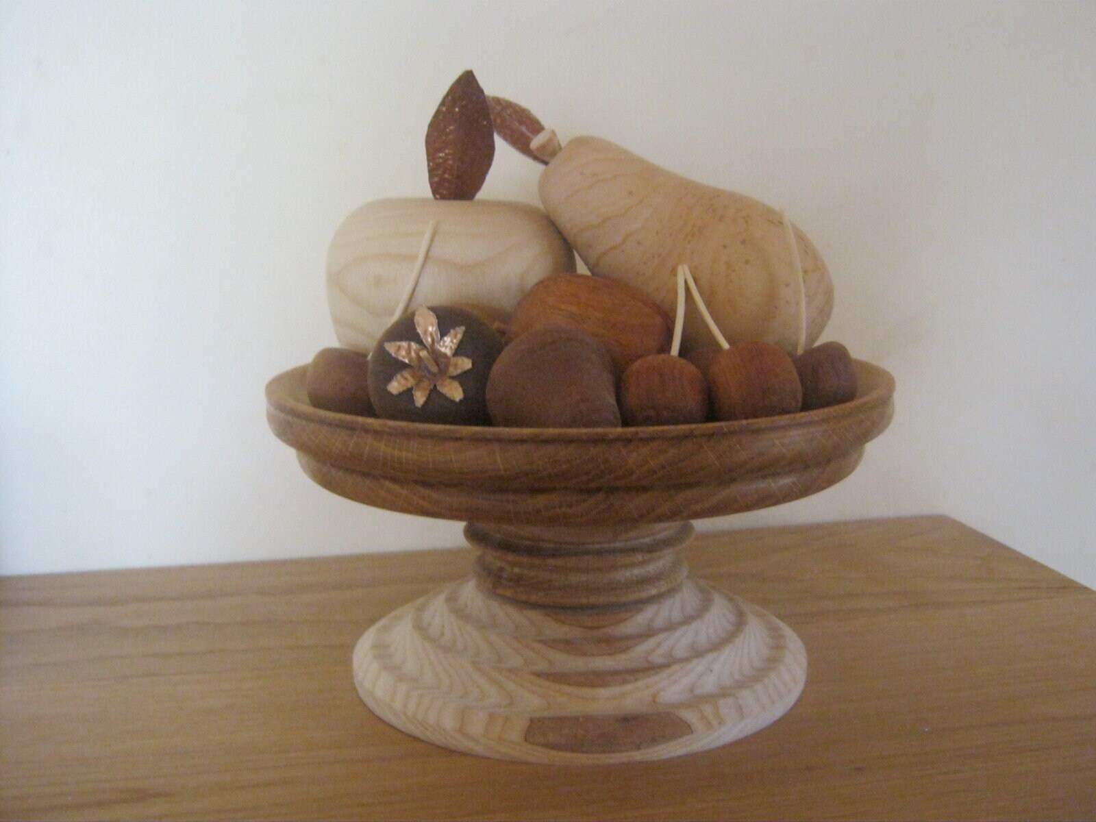 Coupe de Fruits en Bois Tourné