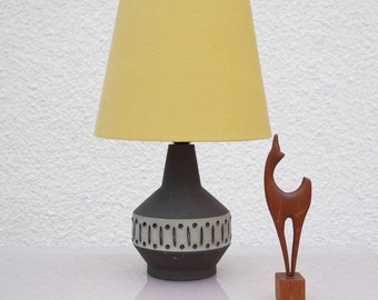 Pottery table lamp, vintage Mid-century modern Scandinavian design ceramic lamp, handmade by NILA, Alingsås Sweden. Free delivery