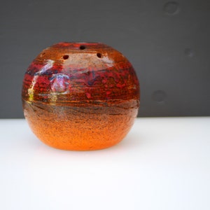 Modern Scandinavian art design pottery globe vase, sleek vintage ceramic by Tilgmans Sweden from 70s. Classic Nordic Retro interior & decor