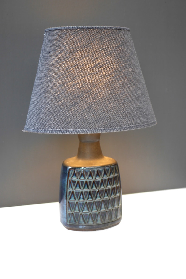 Pottery table lamp. Mid-century modern Danish design, a vintage Scandinavian ceramic lamp from Soholm Söholm, Denmark With free delivery image 3