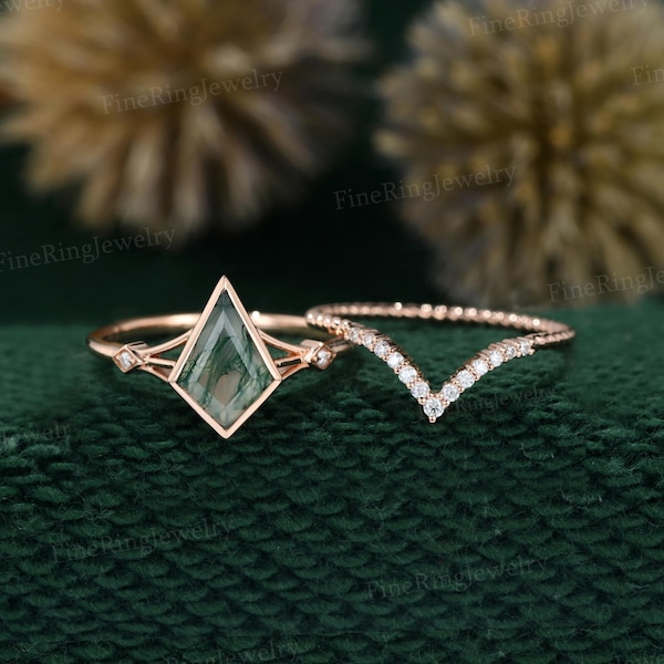 Unique kite cut green moss agate engagement ring set 14k rose gold engagement moissanite ring for women vintage bridal wedding ring set gift