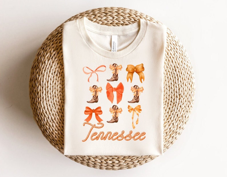Chemise Tennessee, T-shirt Tennessee Coquette, T-shirt avec bottines et nœuds de cow-girl, Cadeau pour elle, Go Vols, Chemise Nashville, Cowgirl tendance, Fille de la campagne image 3