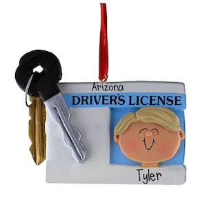 Rijbewijs met sleutels - blonde man - gepersonaliseerde kerstversiering - nieuwe bestuurder - rijbewijs - 1e auto - nieuwe auto - begint te rijden