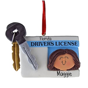 Licentie met sleutels - Bruin vrouwtje - Gepersonaliseerd kerstornament - Nieuwe chauffeur - Leervergunning - 1e auto - Nieuwe auto - Beginnen met rijden