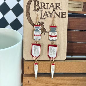 Nurse Earrings | Dangle Nurse Earrings | Healthcare Worker Gifts | Nursing Student Earrings | Medical Earrings | Hospital Earrings |