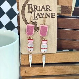 Nurse Earrings | Dangle Nurse Earrings | Healthcare Worker Gifts | Nursing Student Earrings | Medical Earrings | Hospital Earrings |