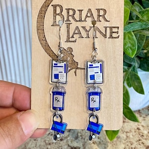 Nurse Earrings | Dangle Nurse Earrings | Healthcare Worker Gifts | Nursing Student Earrings | Medical Earrings | Hospital Earrings |