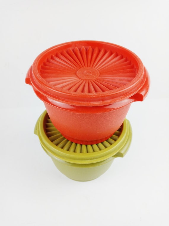 Vintage Set of 2 Tupperware Containers, Green & Orange, Starburst