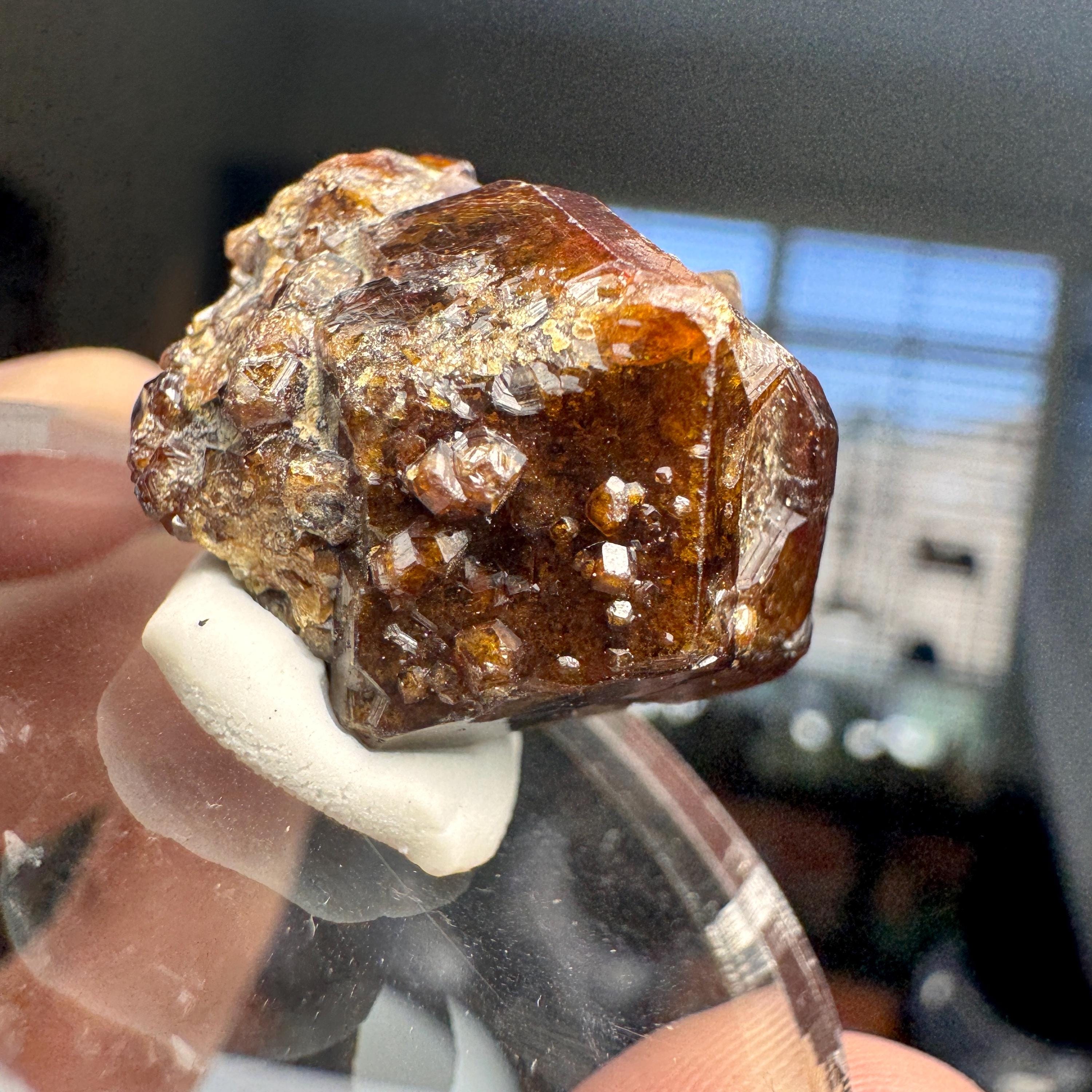 天然アンドラダイト赤茶色ガーネット原石サムネイル原石鉱物