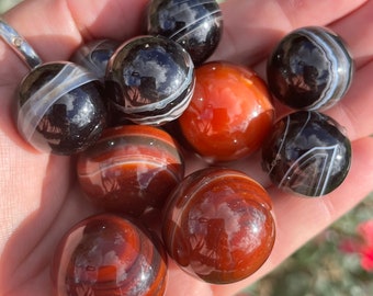 Red Black Sardonyx Mini Spheres | Sardonyx Sphere | Sardonyx Marbles | Sardonyx Palm Stone | Pocket Stones