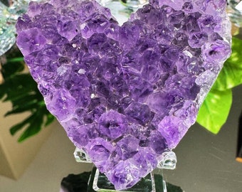 Mini Amethyst Geode Heart, Amethyst Heart Crystal, Amethyst crystal heart