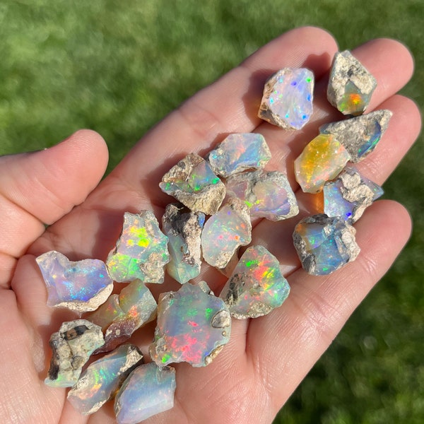 Grade AAA Ethiopian Opals Raw Semi Polished - Welo Opal - Fire Opal - Honeycomb Opal - Natural Stone Crystals Rare Precious Minerals