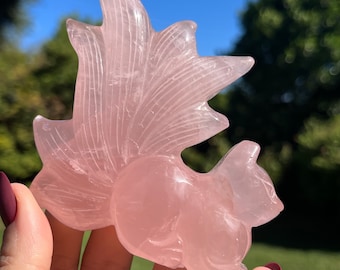 ローズクォーツ九尾狐 - 高級（0.45ポンド） - Etsy 日本