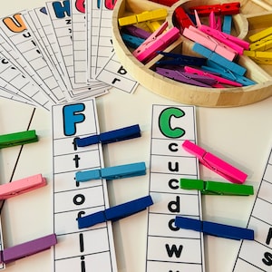 Cartes à clip alphabet, lettres de la boîte à tâches, activité pour les enfants, lettres préscolaires, jeu d'association alphabet, feuille de calcul préscolaire, reconnaissance des lettres image 3