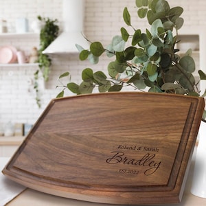 Personalized Cutting Board, Wedding Engraved Cutting Board, Cutting Board Anniversary Gift, Cutting Board with Family Name