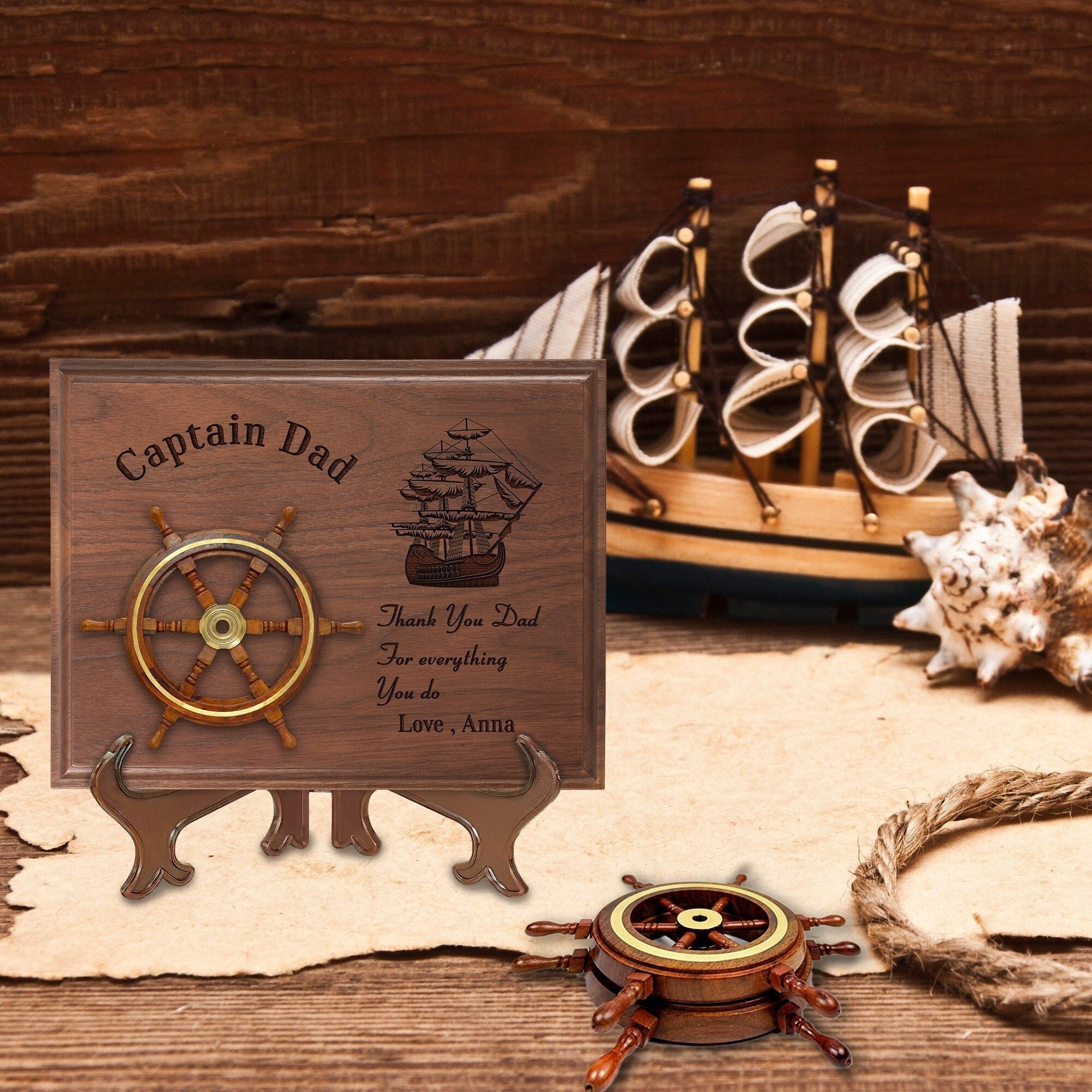Roue De Navire Sur Plaque