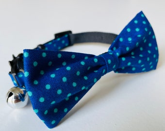 Collar para gato con lazo de lunares azules, collar para gatitos, collar de seguridad, collar de liberación rápida, collar de seguridad para gatos, collar con lazo